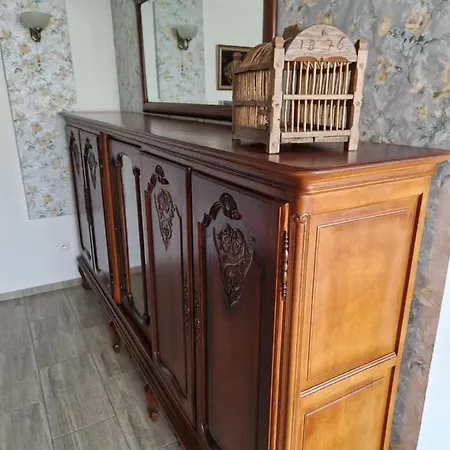 Balassi -with Terrace&bike 公寓 Štúrovo